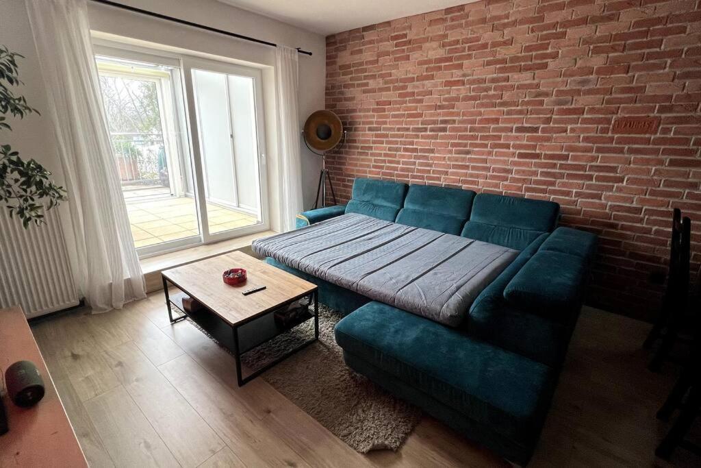 Lake Apartment, 2X Free Garage, 10 Mins To Centre Bratislava Extérieur photo